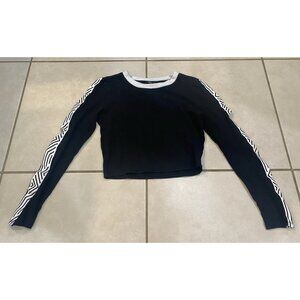 3/$15 SALE - Forever 21 Women's Black Long Sleeve Crop Top Size M Medium